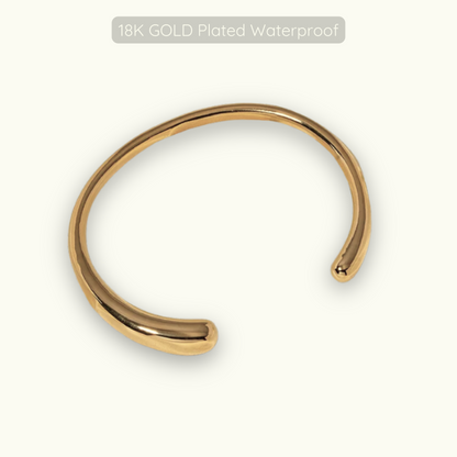 Delia Bangle - 18k Gold Plated - Waterproof